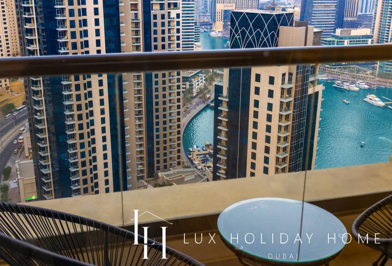LUX The Contemporary Marina View Suite 7 20