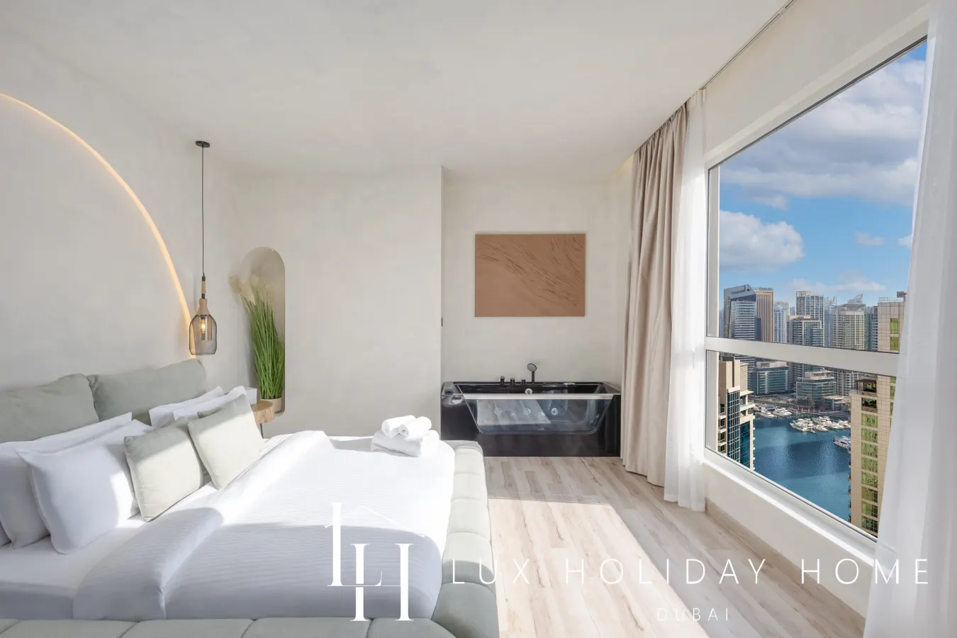LUX The Contemporary Marina View Suite 7 8