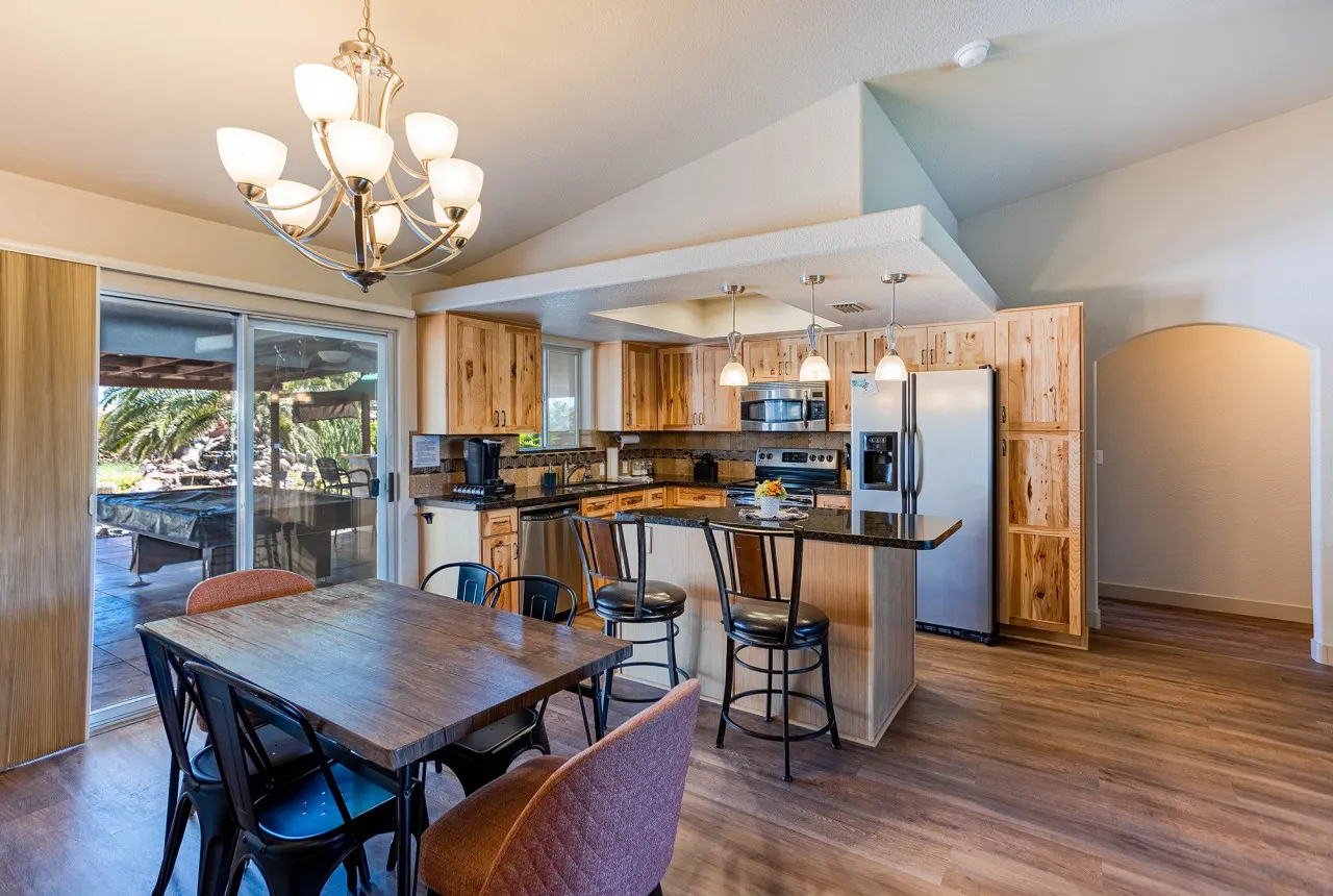Havasu Challenger - Pool, Spa, Pool Table, Fire Pit 7