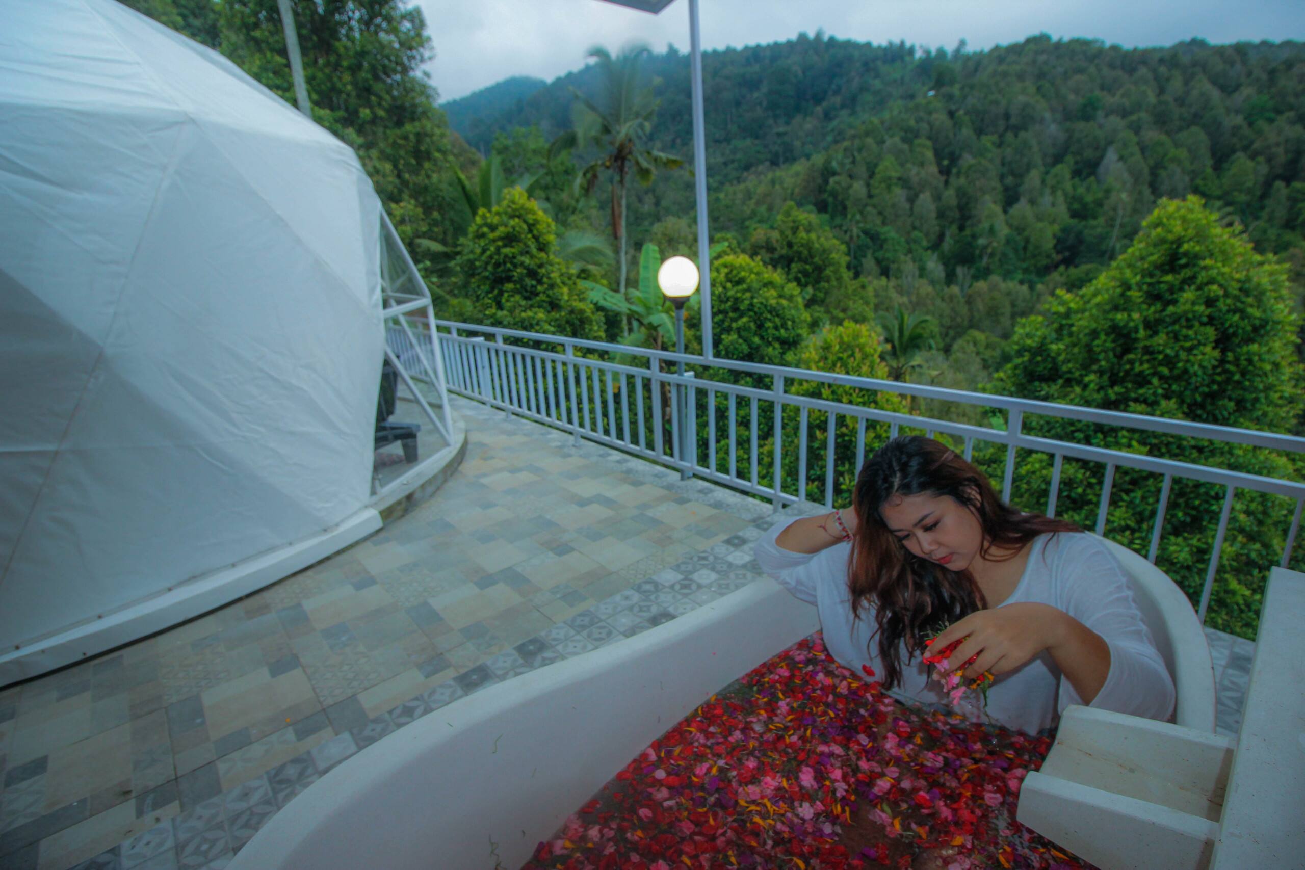 Glamping in the Munduk Rice Terrasse 18