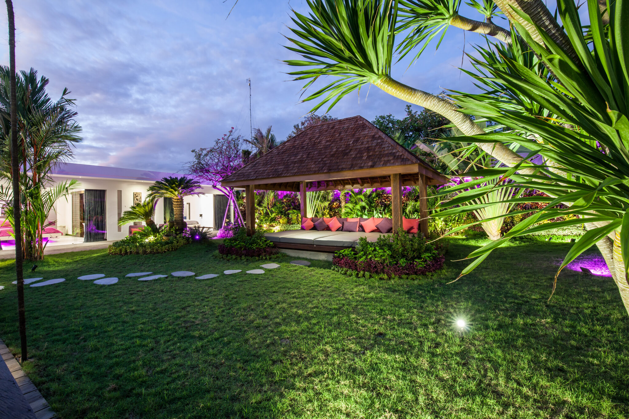Airbnb listing 794923599850104352 — photo 5