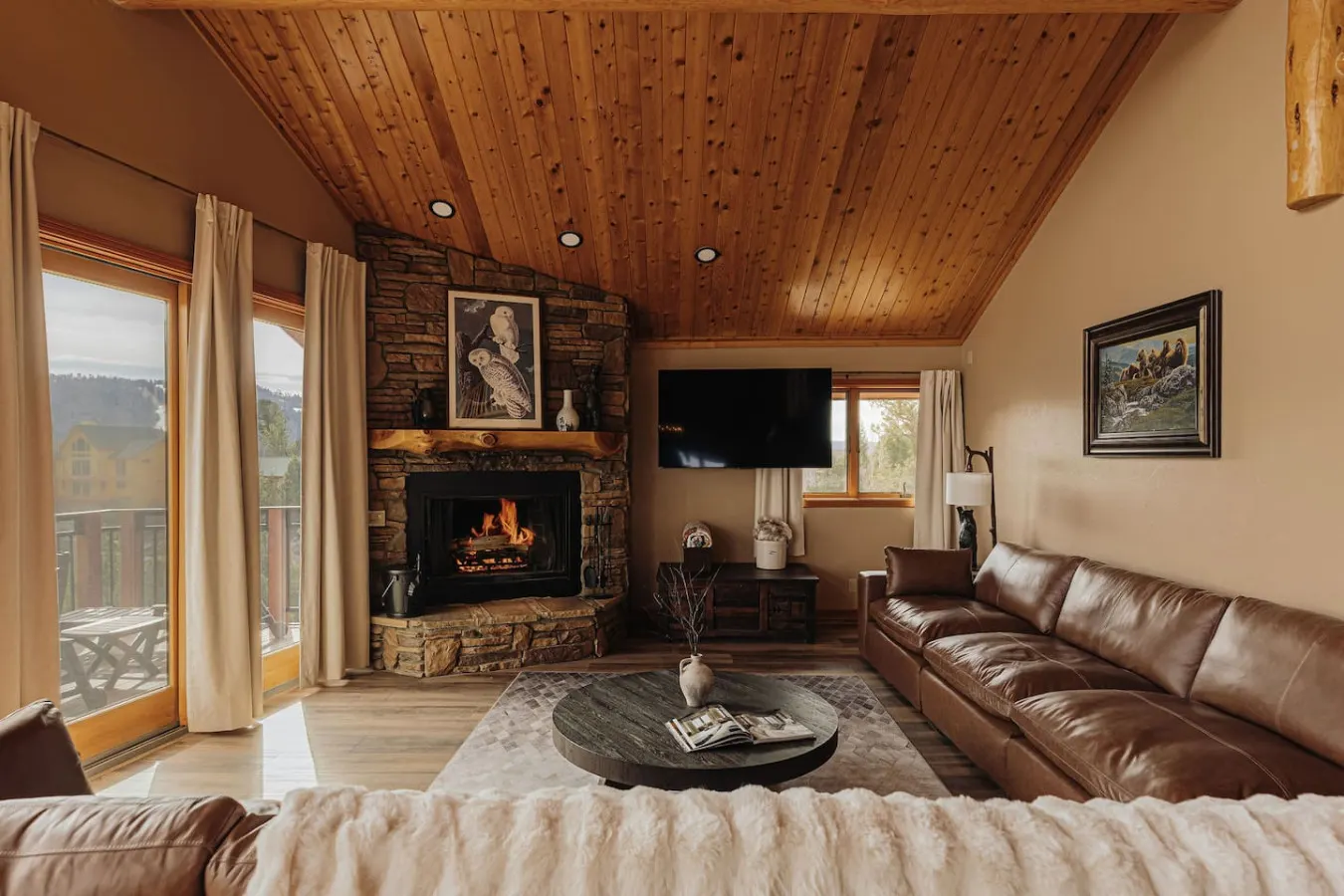 Cliffhanger Cabin, Near Snow Summit w/ Hot Tub 14