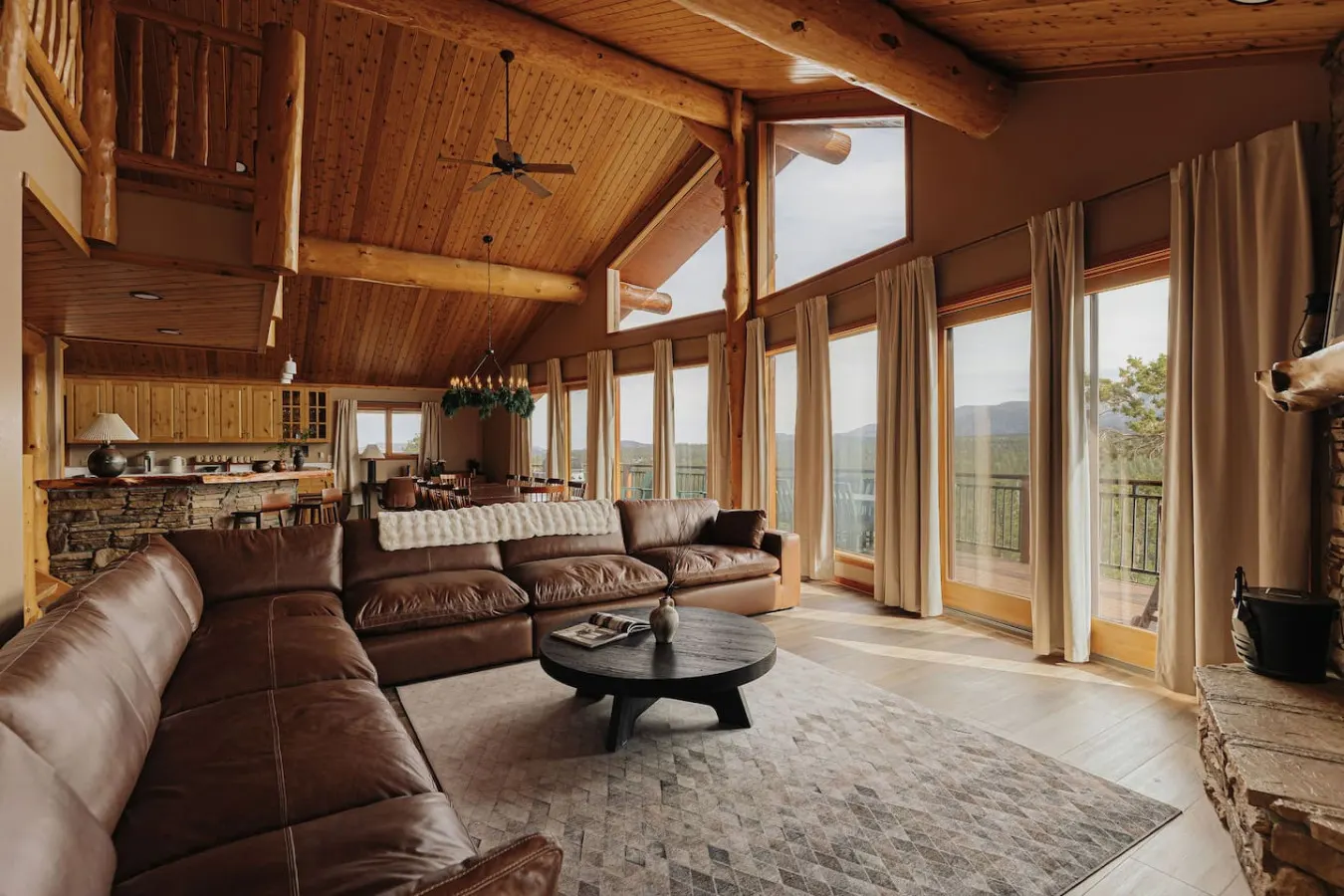 Cliffhanger Cabin, Near Snow Summit w/ Hot Tub 16