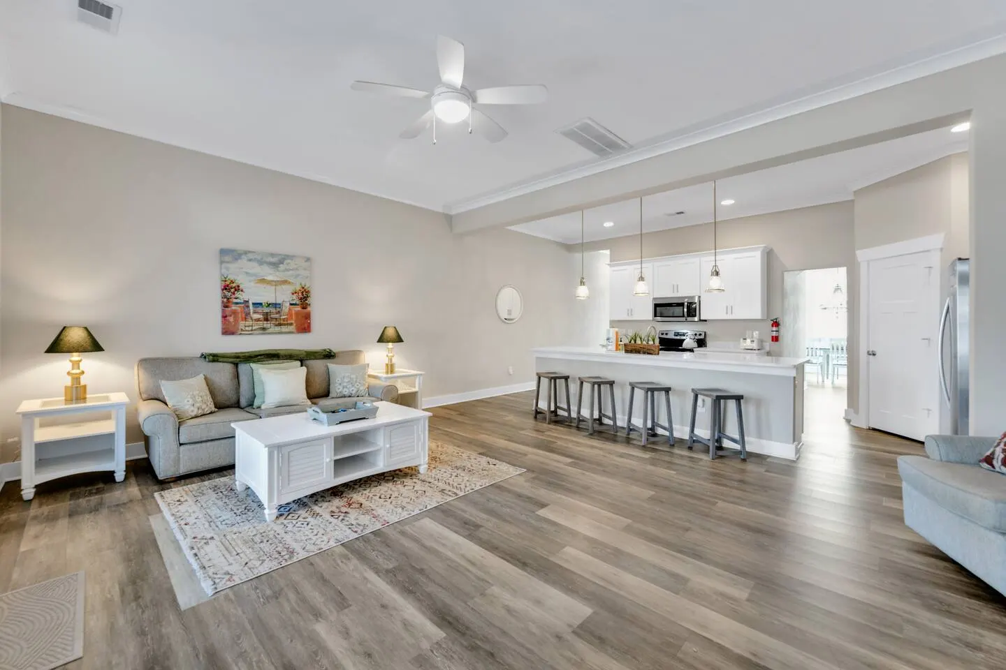 Virginia Beach 4BR Walk to Boardwalk Sleeps 8