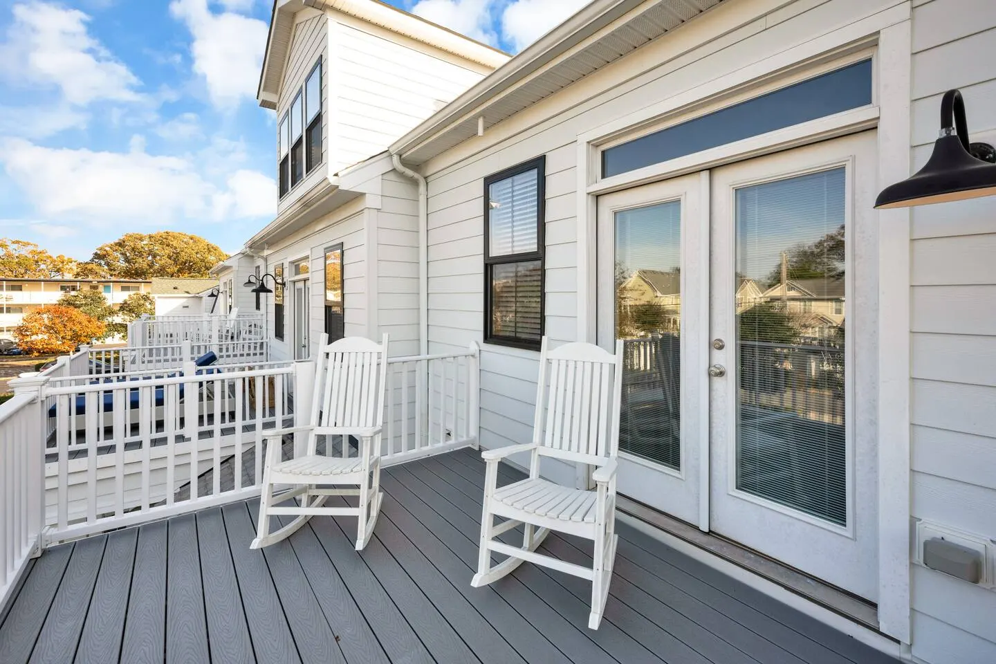 Virginia Beach 4BR Walk to Boardwalk Sleeps 8 5