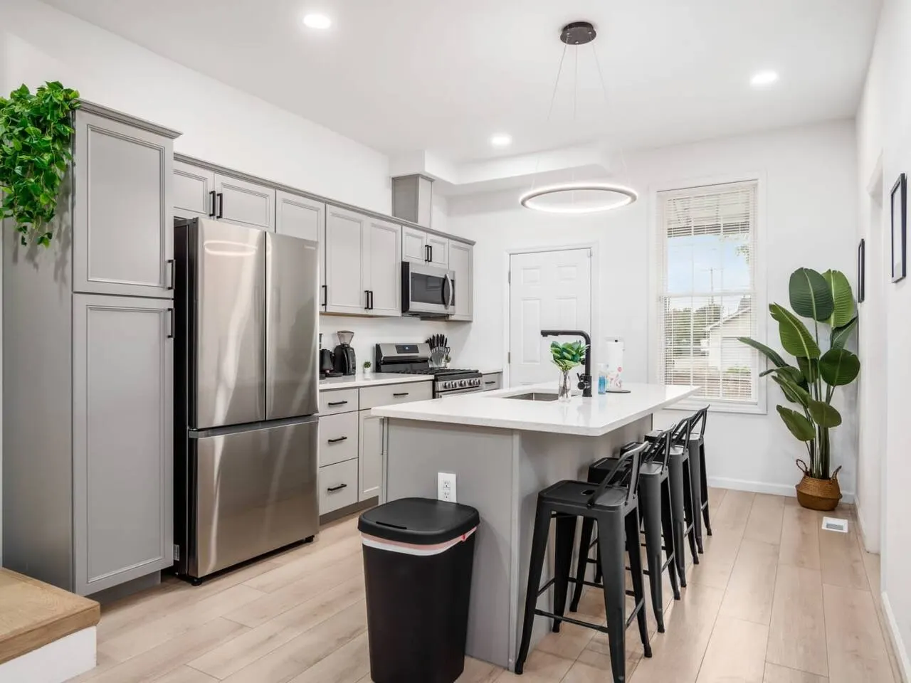 *NEW* Downtown Columbus Condo | Sleeps 12 * Arcade — photo 5