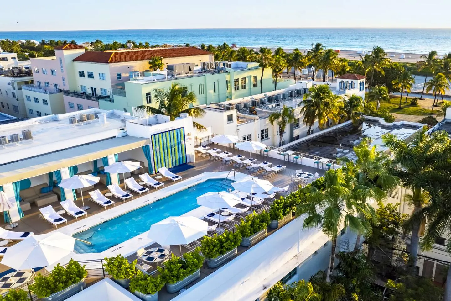 SoBe Oceanfront 4 Room Ocean Drive 4