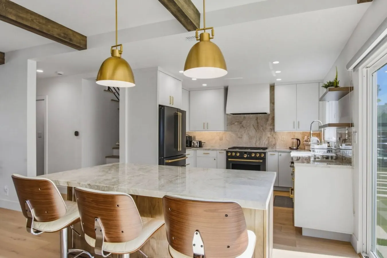 LongBeach LaVerne Beauty - Monthly Rental By Water 20