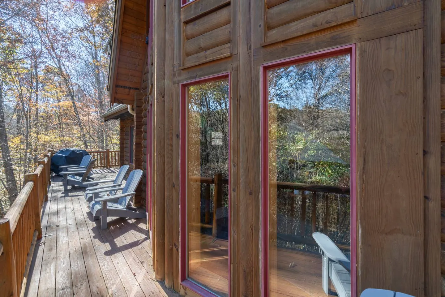 Creekwood Chalet - Hocking Hills with Hot Tub and Near Hiking 12