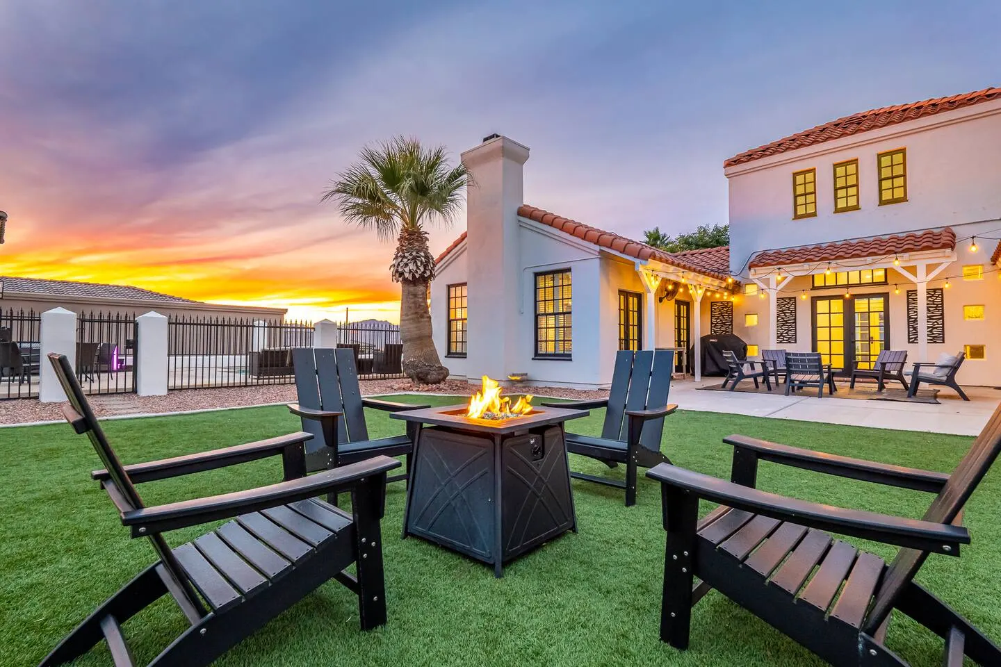Modern Luxury Estate Pool Parking BBQ 6