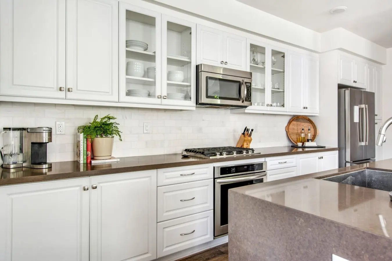 Coastal Village Townhome Blocks To Grandview Beach 11