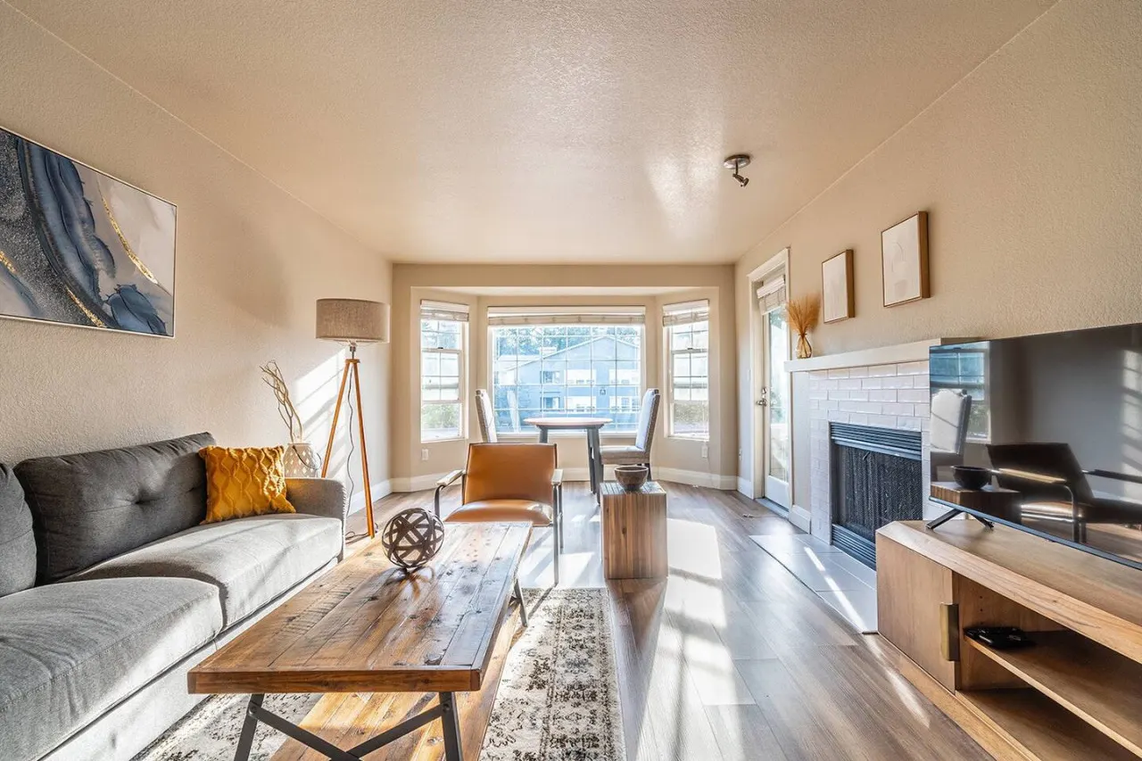 Modern & spacious 1 bedroom apartment 10