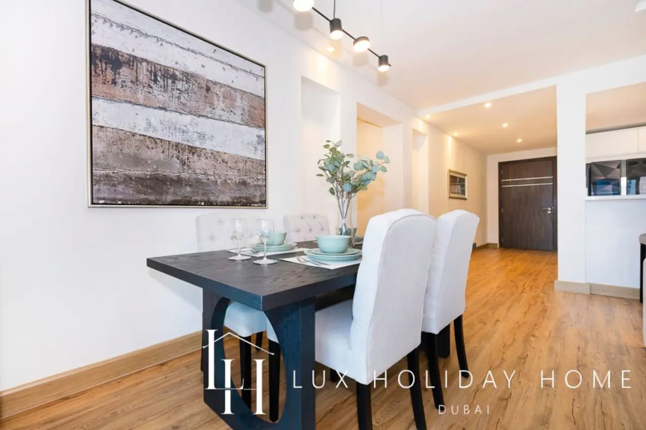 LUX The Bonnington JLT Suite 10