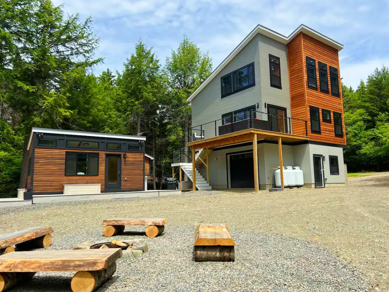 Modern Moosehead Lake Chalet 10