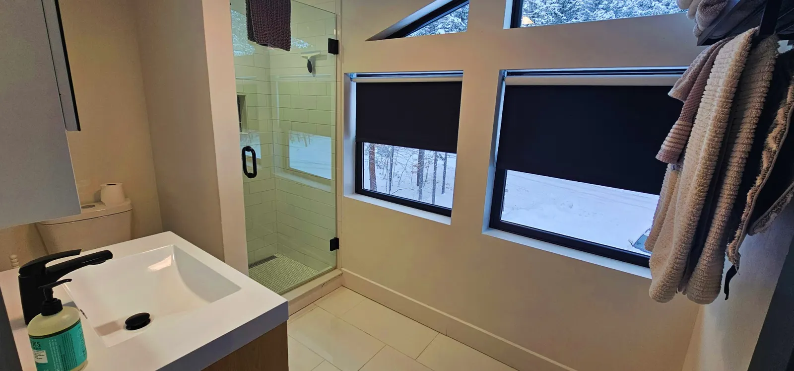 Modern Moosehead Lake Chalet 19
