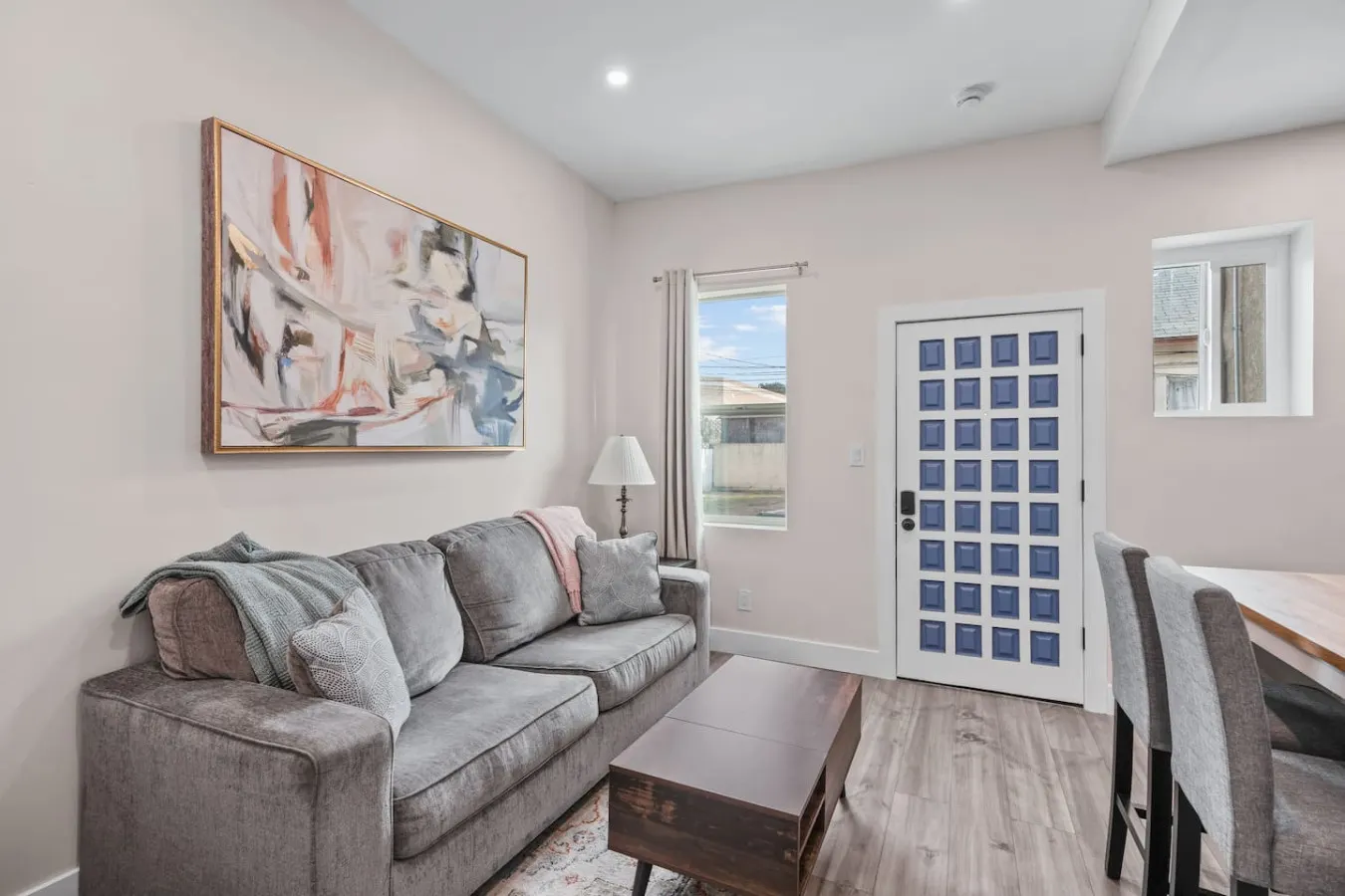 1BR+1BA | Cozy, Central | Laundry+Free Parking