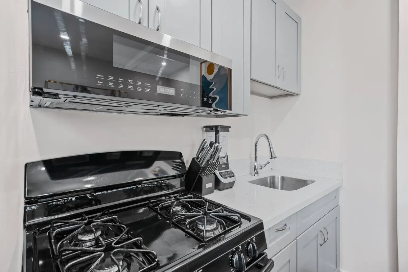 1BR+1BA Cozy, Central Laundry+Free Parking 10