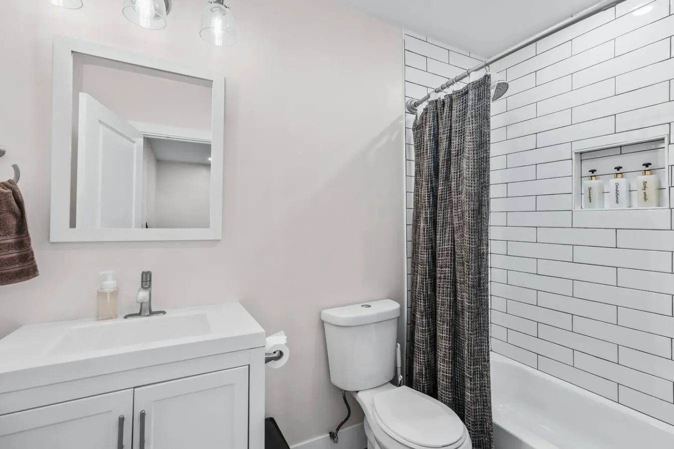 1BR+1BA Cozy, Central Laundry+Free Parking 11