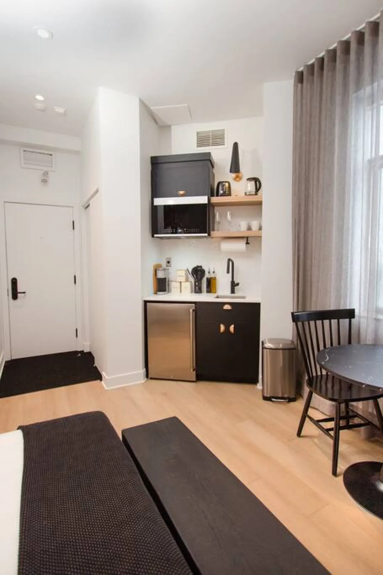 Studio5/Plateau/St-Denis/Terraces/SelfCheck-In/AC 10
