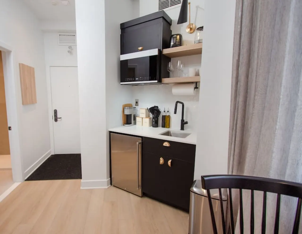Studio5/Plateau/St-Denis/Terraces/SelfCheck-In/AC 11