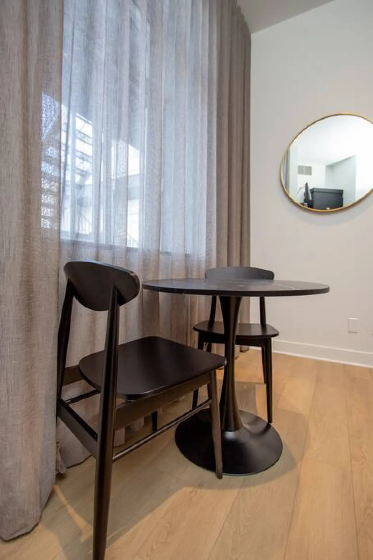 Studio5/Plateau/St-Denis/Terraces/SelfCheck-In/AC 12
