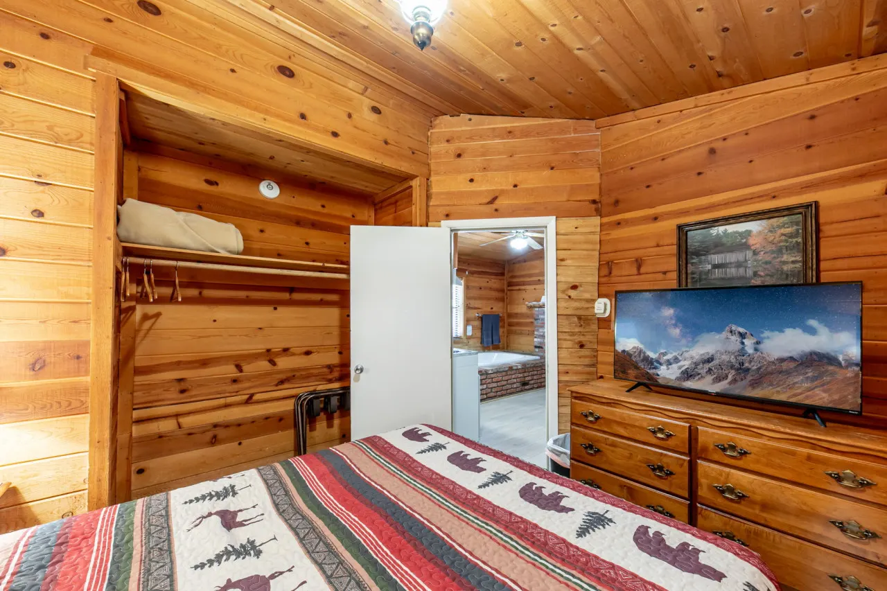 Warm & Comfortable Cabin-Cozy Hollow Lodge #9 6