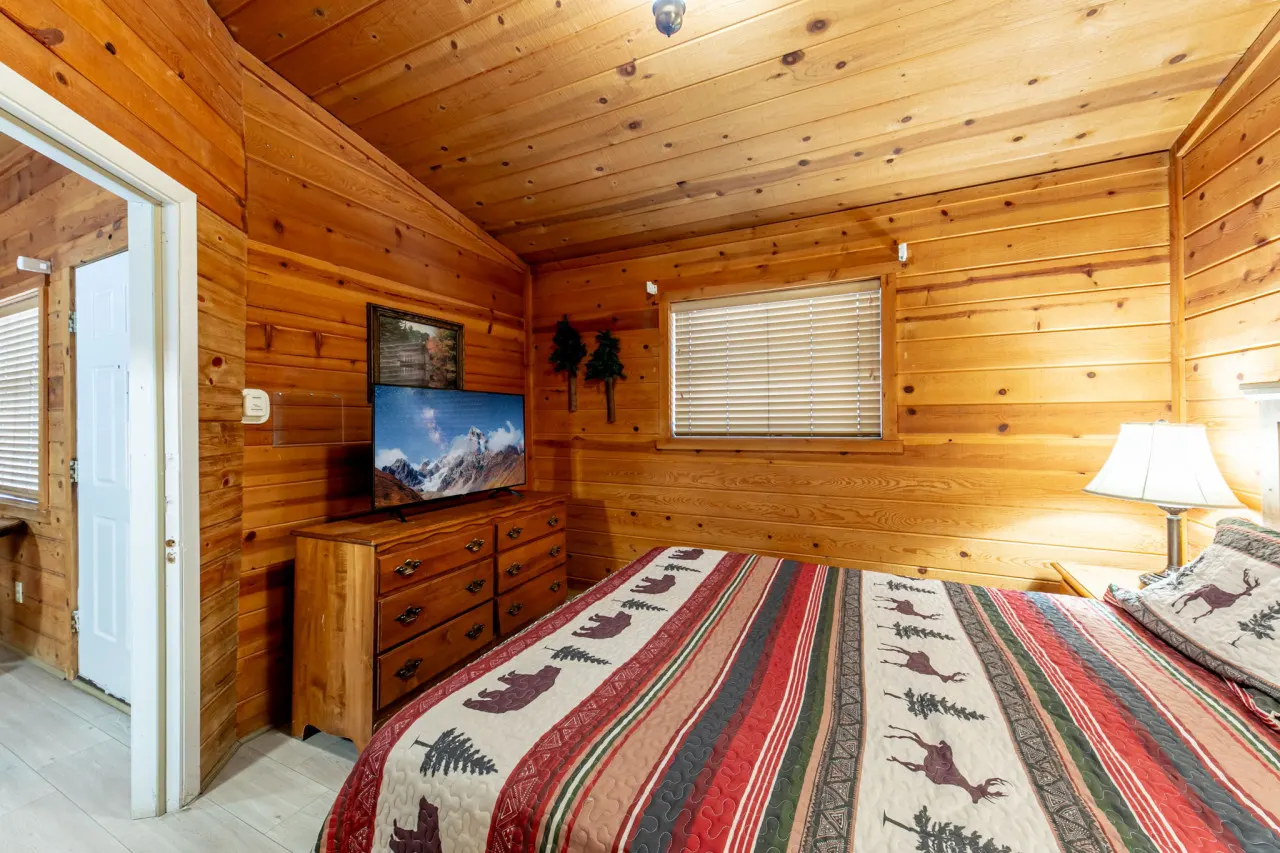 Warm & Comfortable Cabin-Cozy Hollow Lodge #9 7