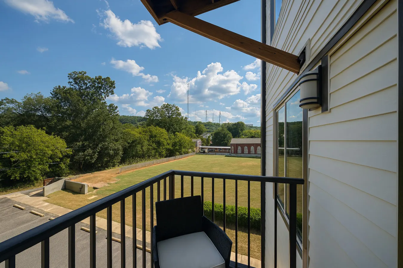 Spacious 2BR/2BA Condo Across from UAB 3F 10