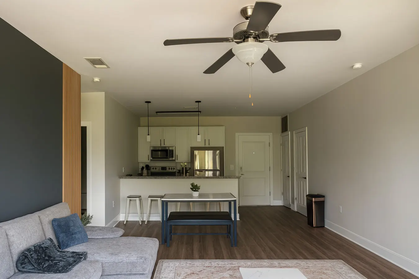 Spacious 2BR/2BA Condo Across from UAB 3F 7