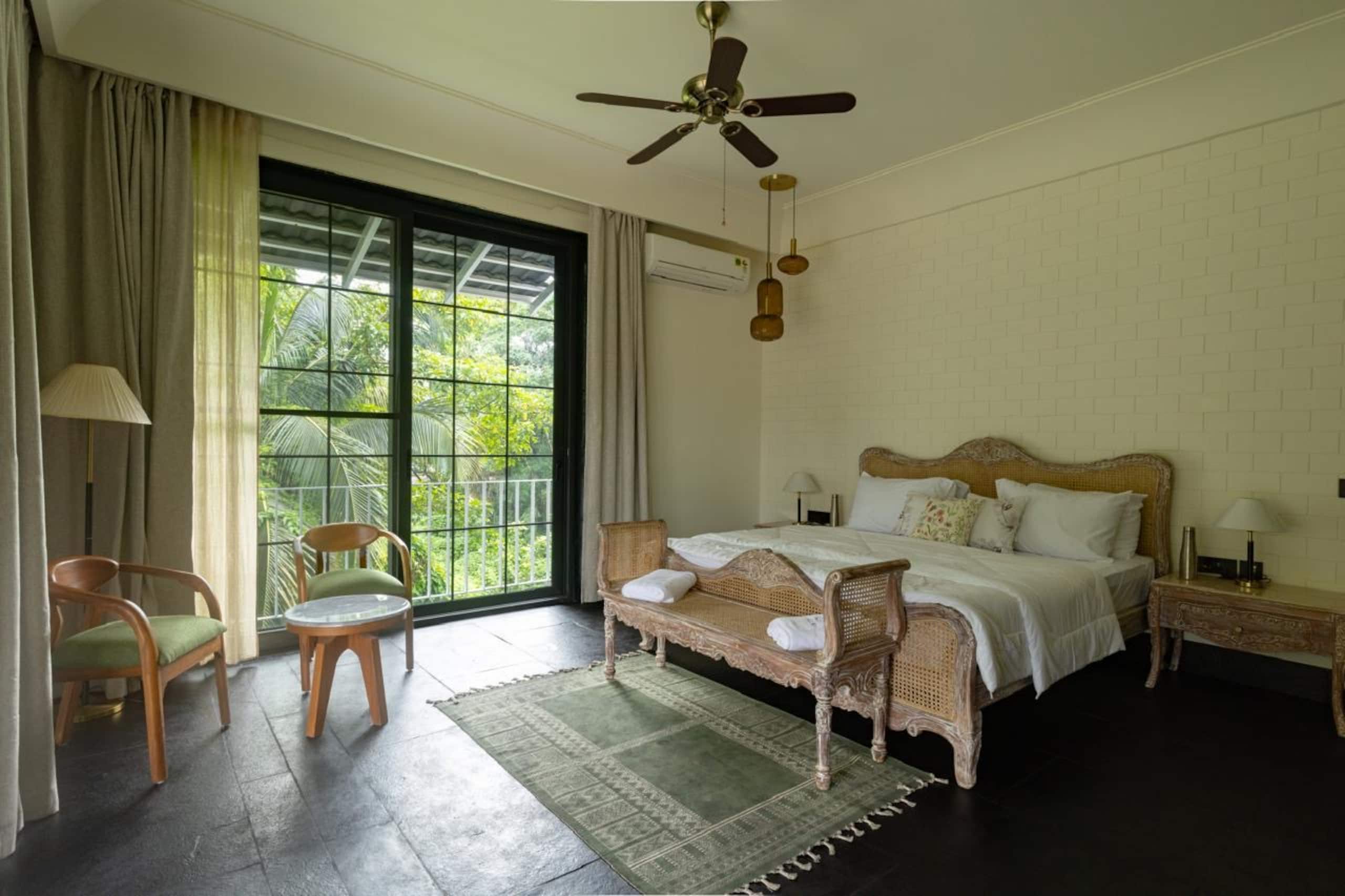 Lux 9 Bhk Pvt Pool Mansion In Vagator 21