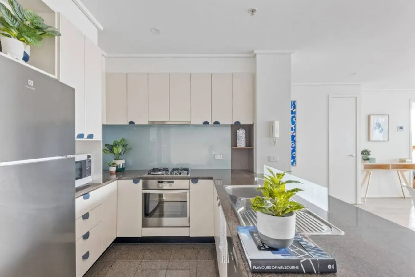 Amelia- Penthouse style 3bed/2bath Melbourne Home 15