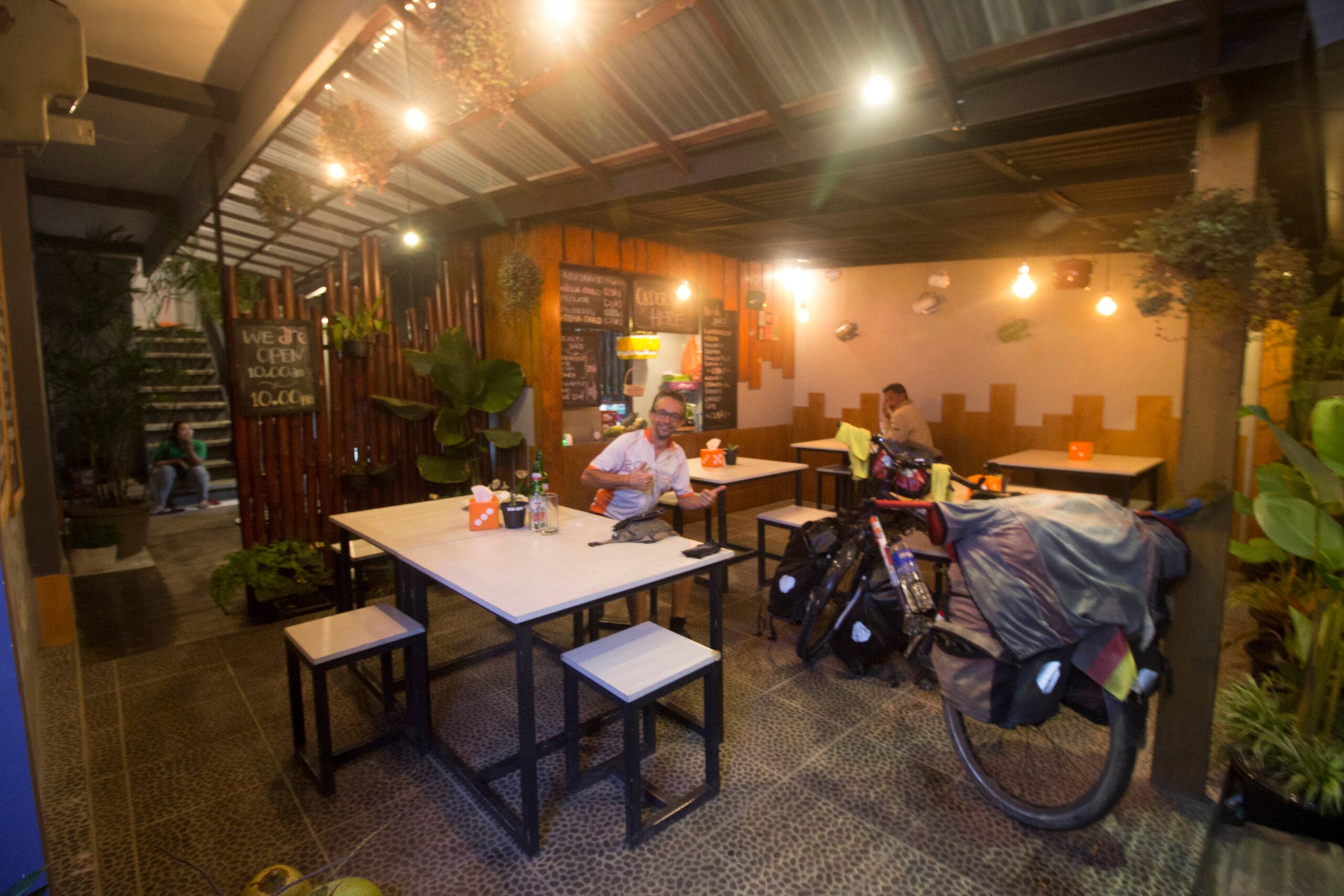 Dong Paloh Hostel 17
