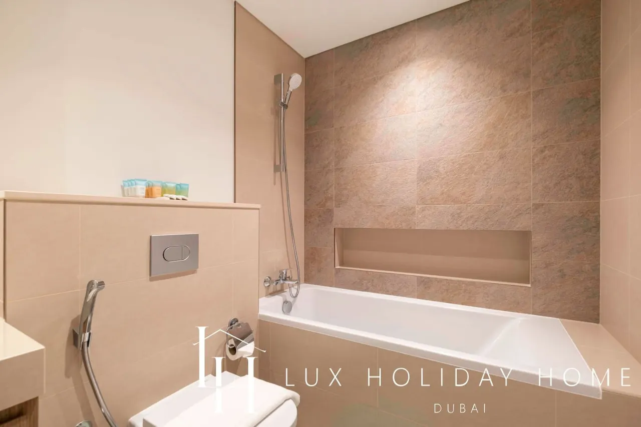 LUX The Downtown Zabeel View Suite 2 18