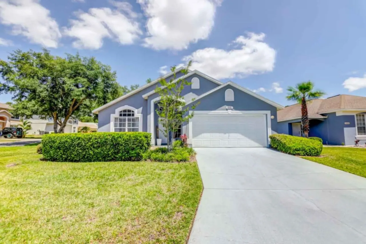 Charming 4-Bedroom Villa in Southern Dunes Golf & Country Club! 2