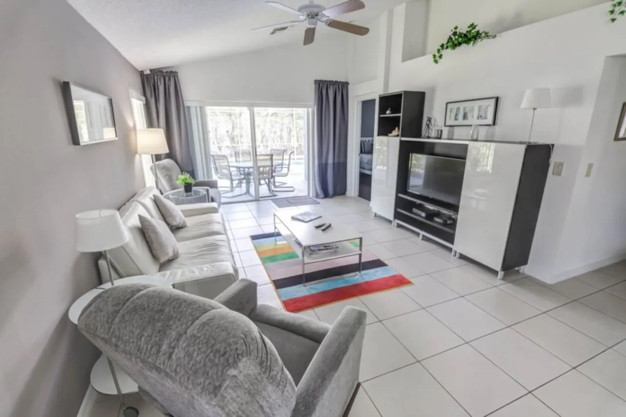 Charming 4-Bedroom Villa in Southern Dunes Golf & Country Club! 11