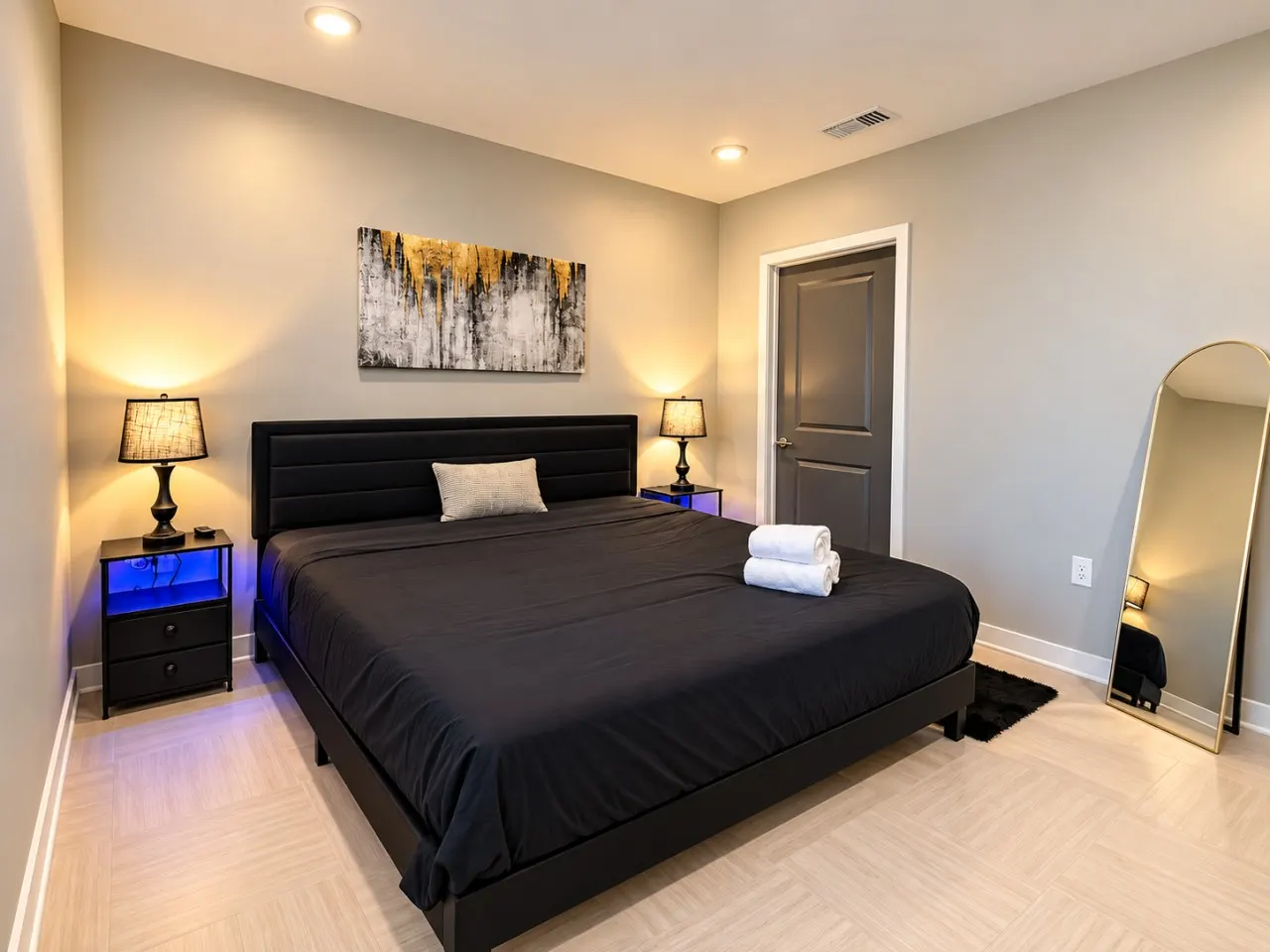 Magic City Nights King + Queen 2BR 9