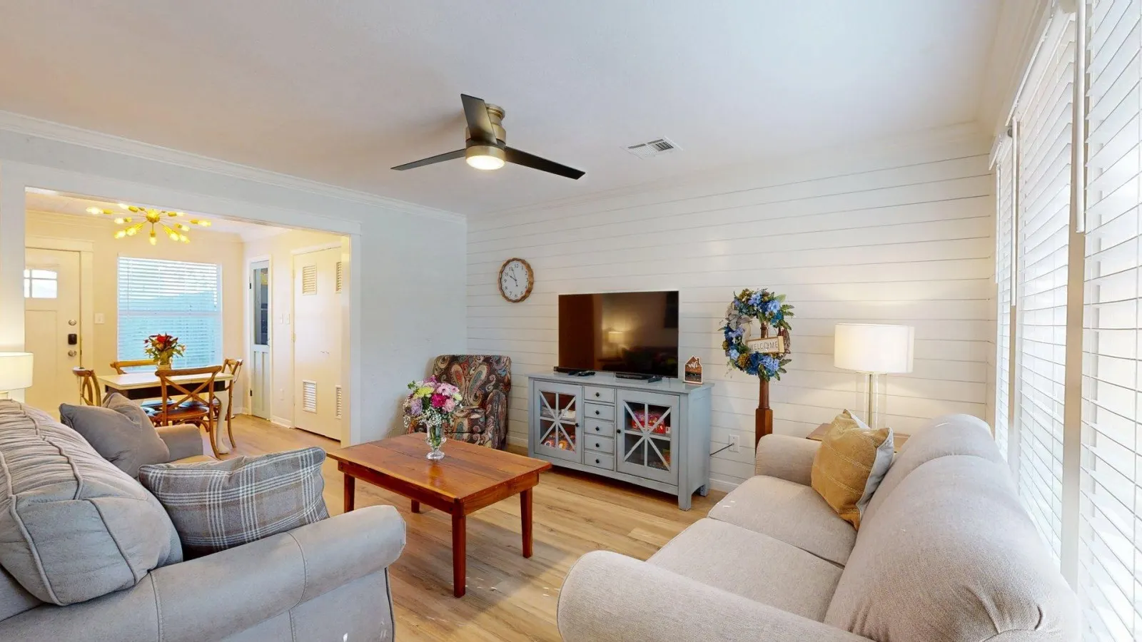 Central Cottage Charm - Pet Friendly! Very Clean! 12