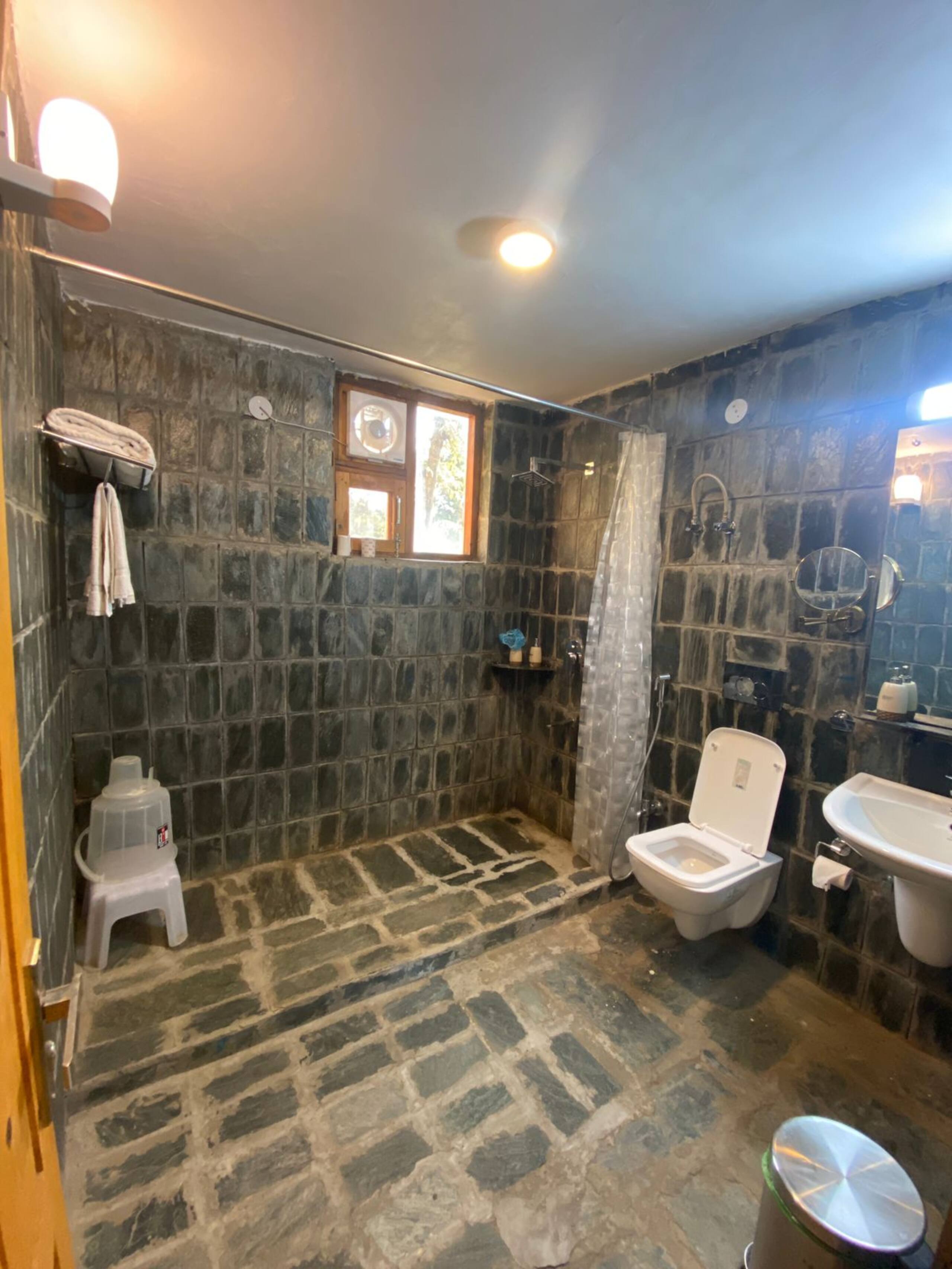 Prakriti Aalay - 2 Bedroom Apartment 10