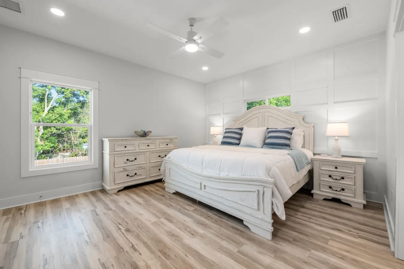 Towne Treasures B ~ Brand-New Luxe Coastal Retreat with Private Cocktail Pool 20