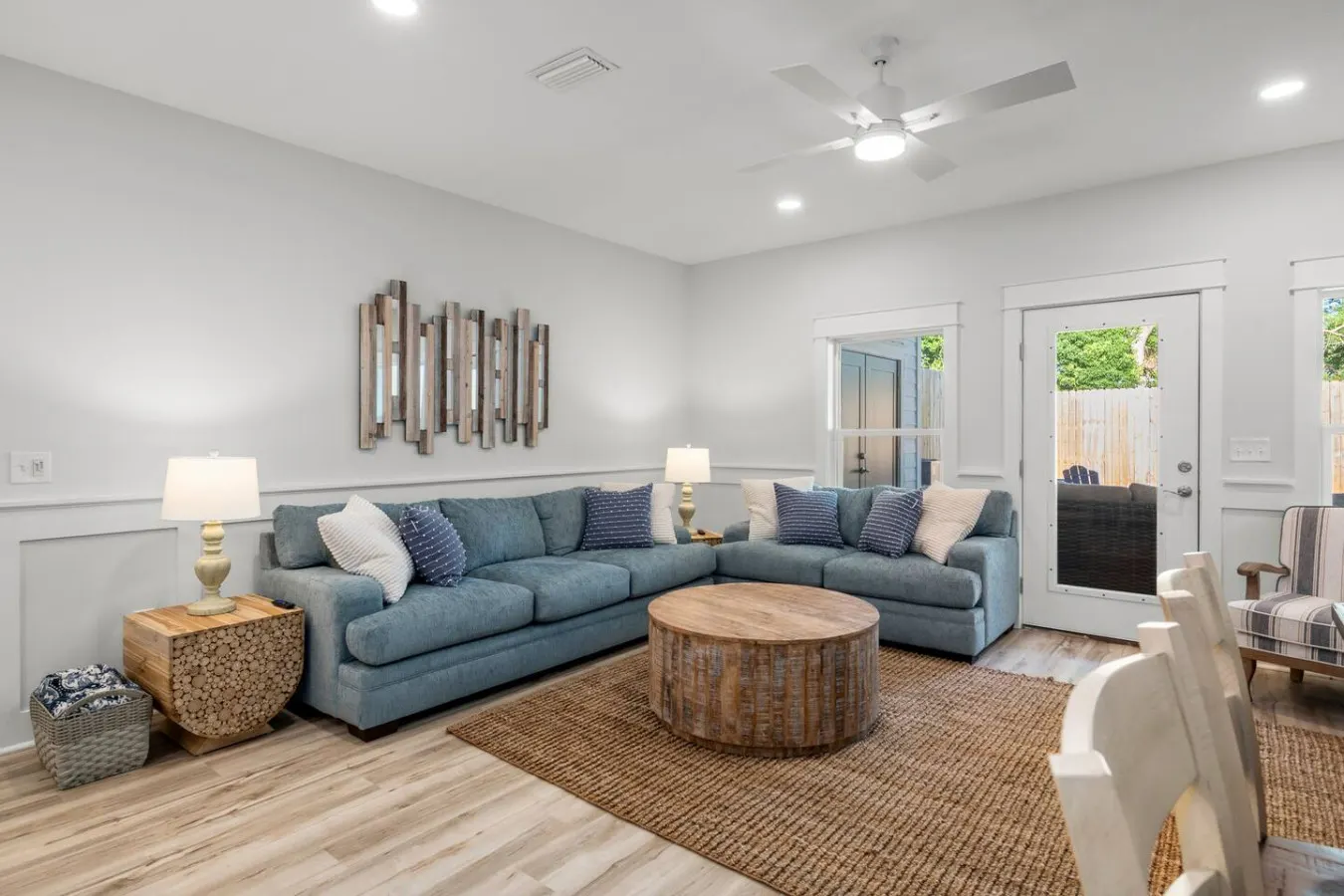 Towne Treasures B ~ Brand-New Luxe Coastal Retreat with Private Cocktail Pool 7