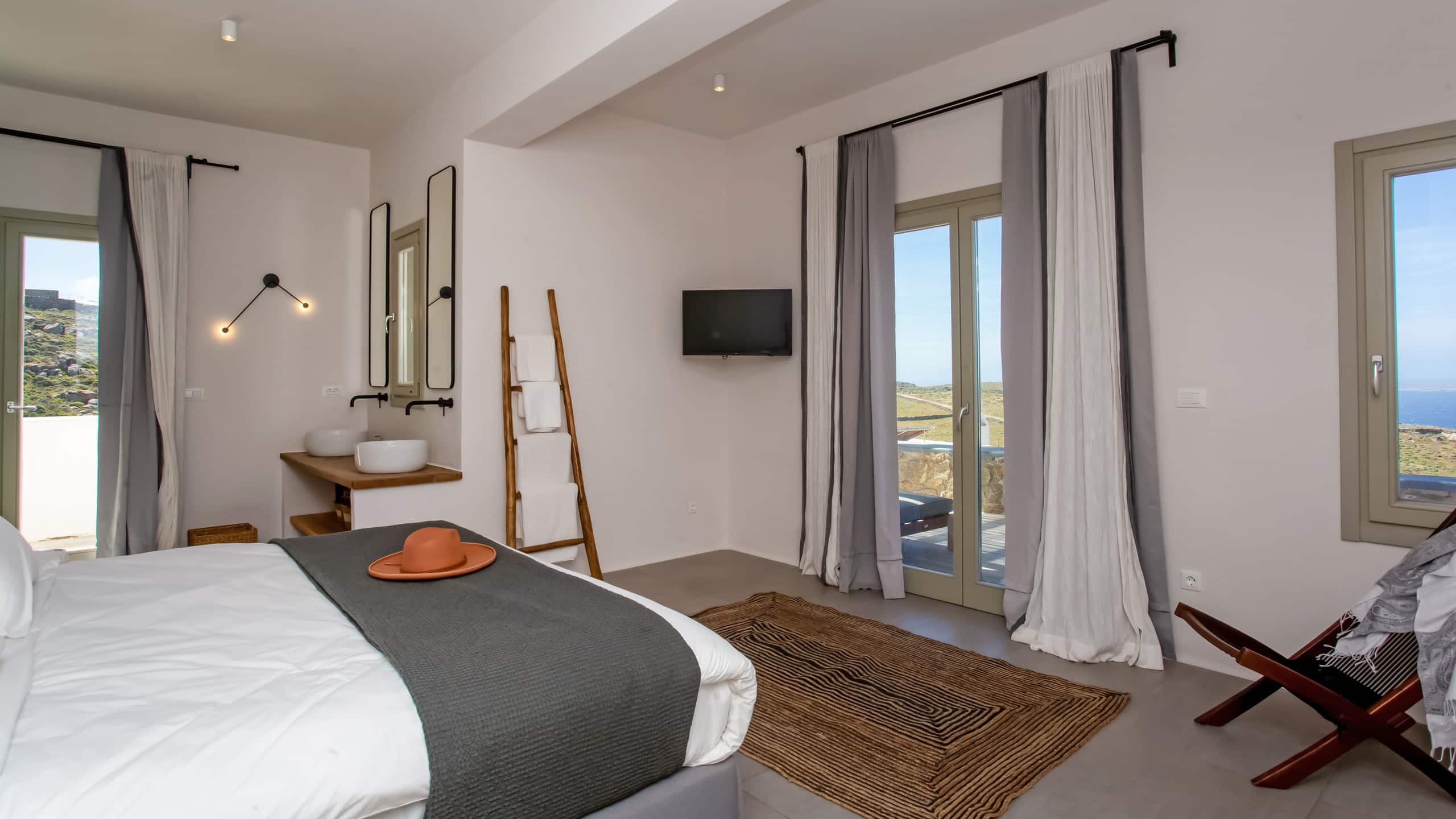 AURA Sunset Pool Villa- 6 Bedrooms 37