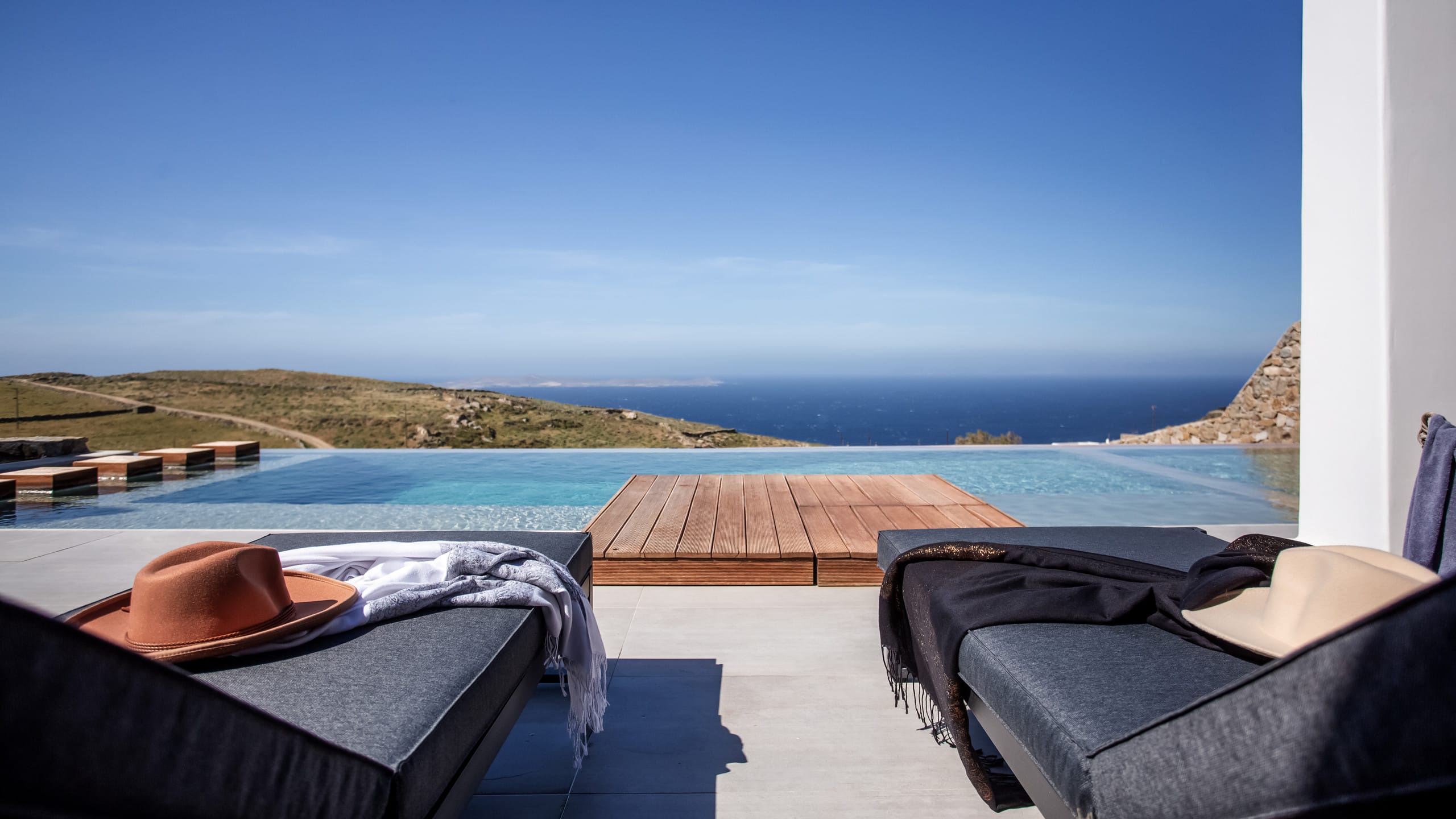 AURA Sunset Pool Villa- 6 Bedrooms 7