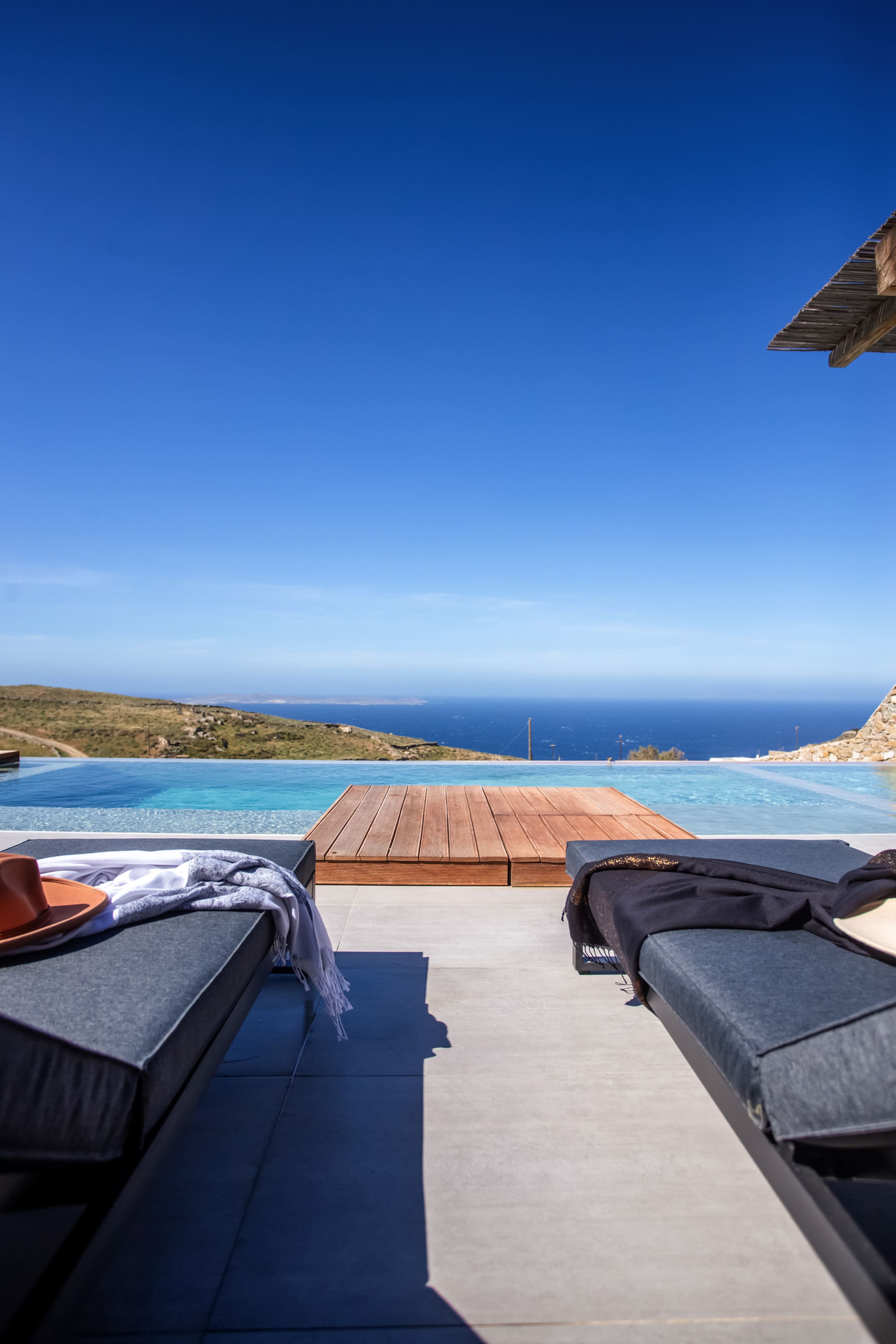 AURA Sunset Pool Villa- 6 Bedrooms 2
