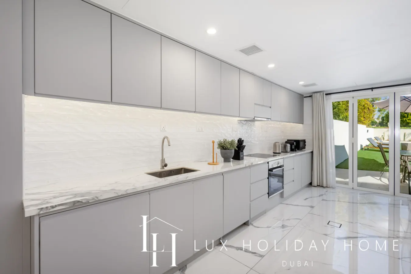 LUX The Serene Springs Villa 2 11