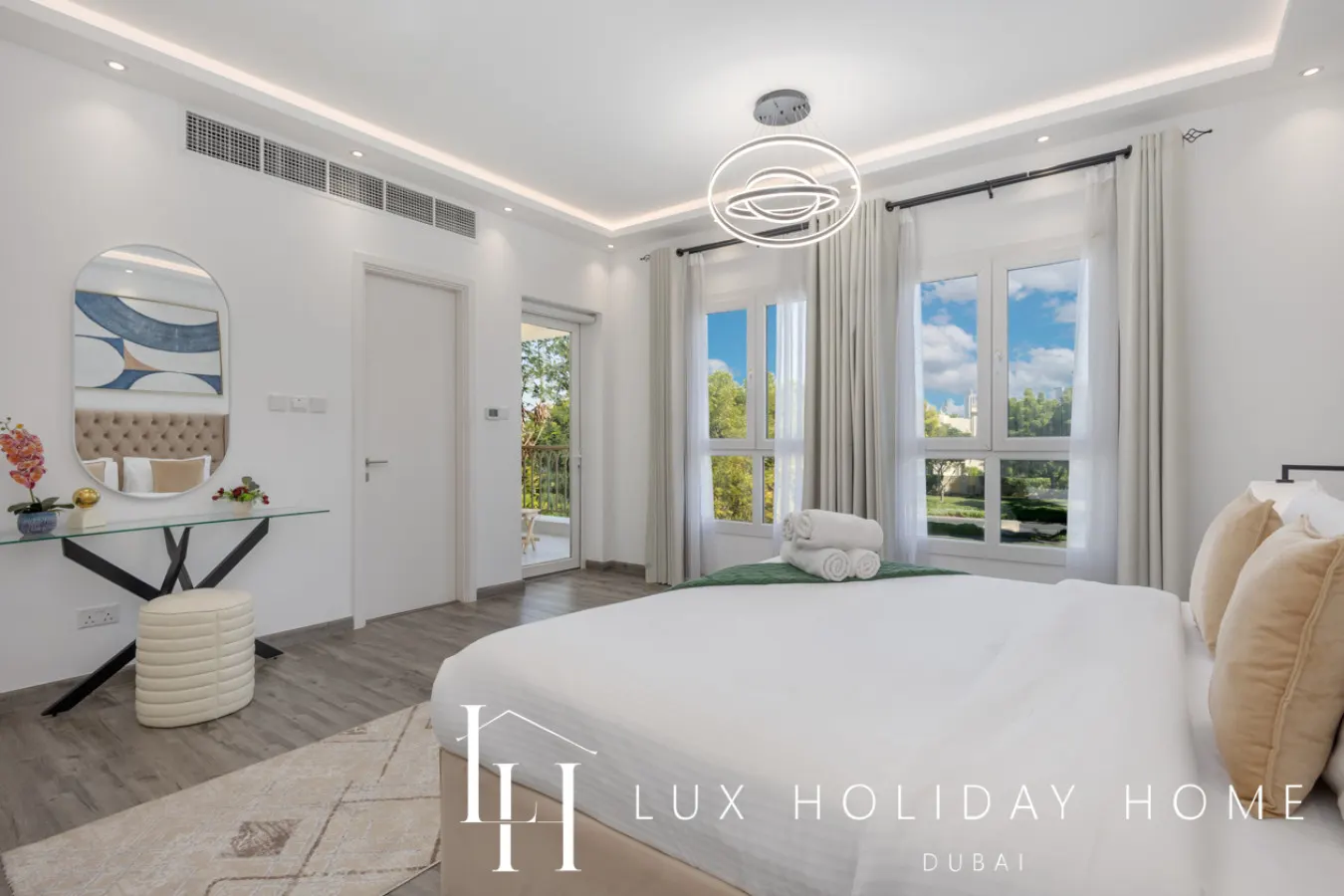 LUX The Serene Springs Villa 2 14