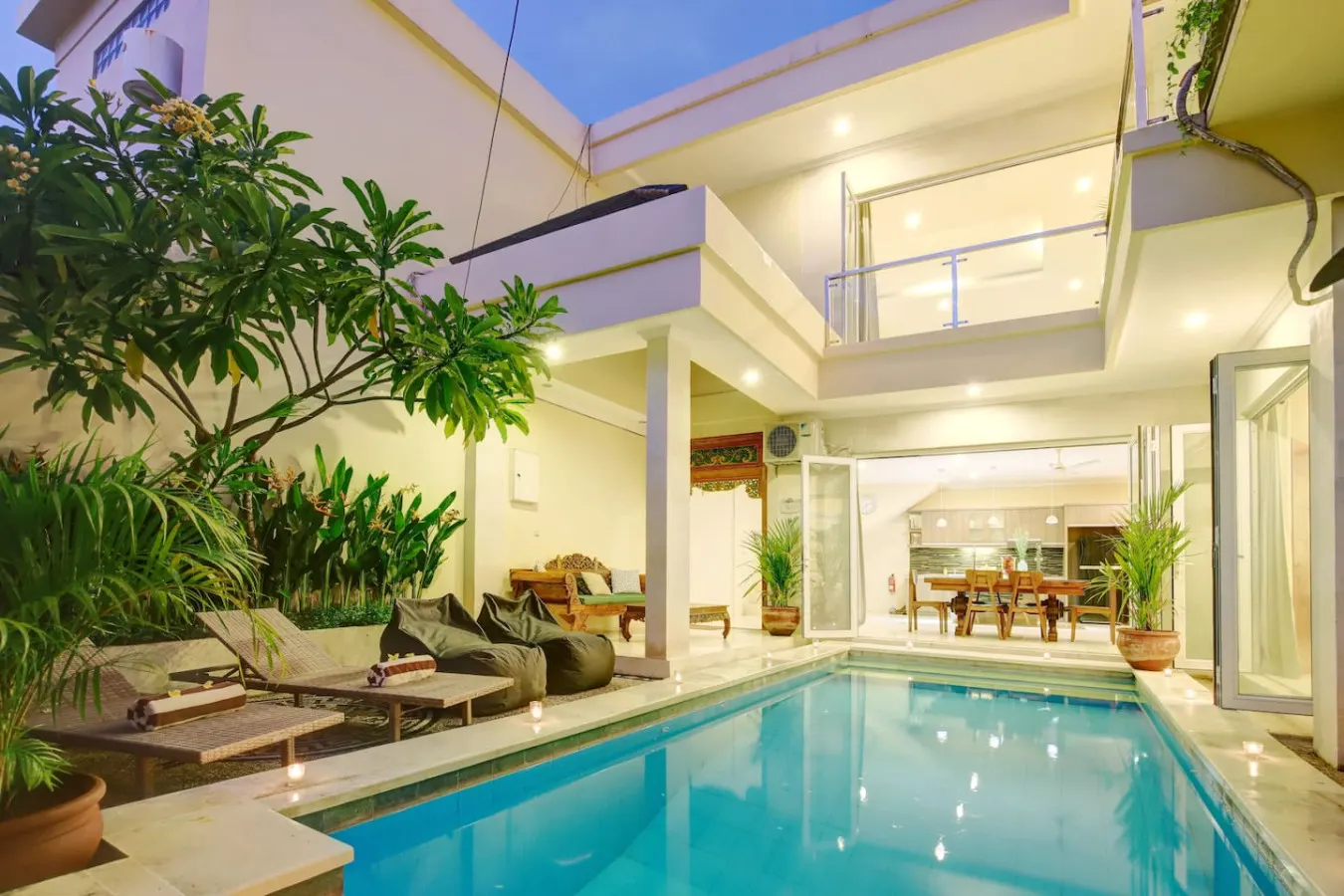 Villa Malena Kristaya heart of seminyak/ Villa Kalih