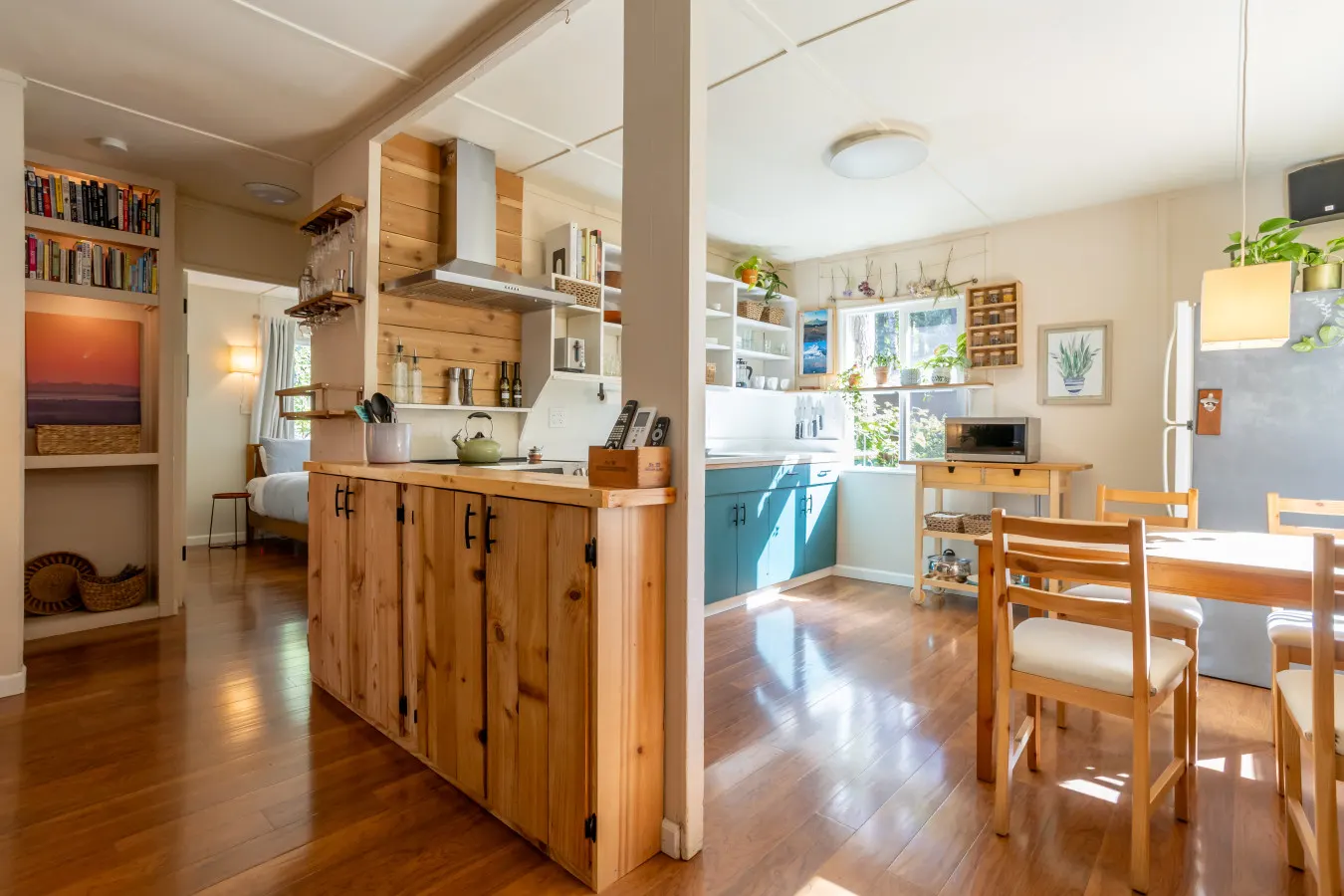 Paddle, Sauna, Relax—Lakefront! 10