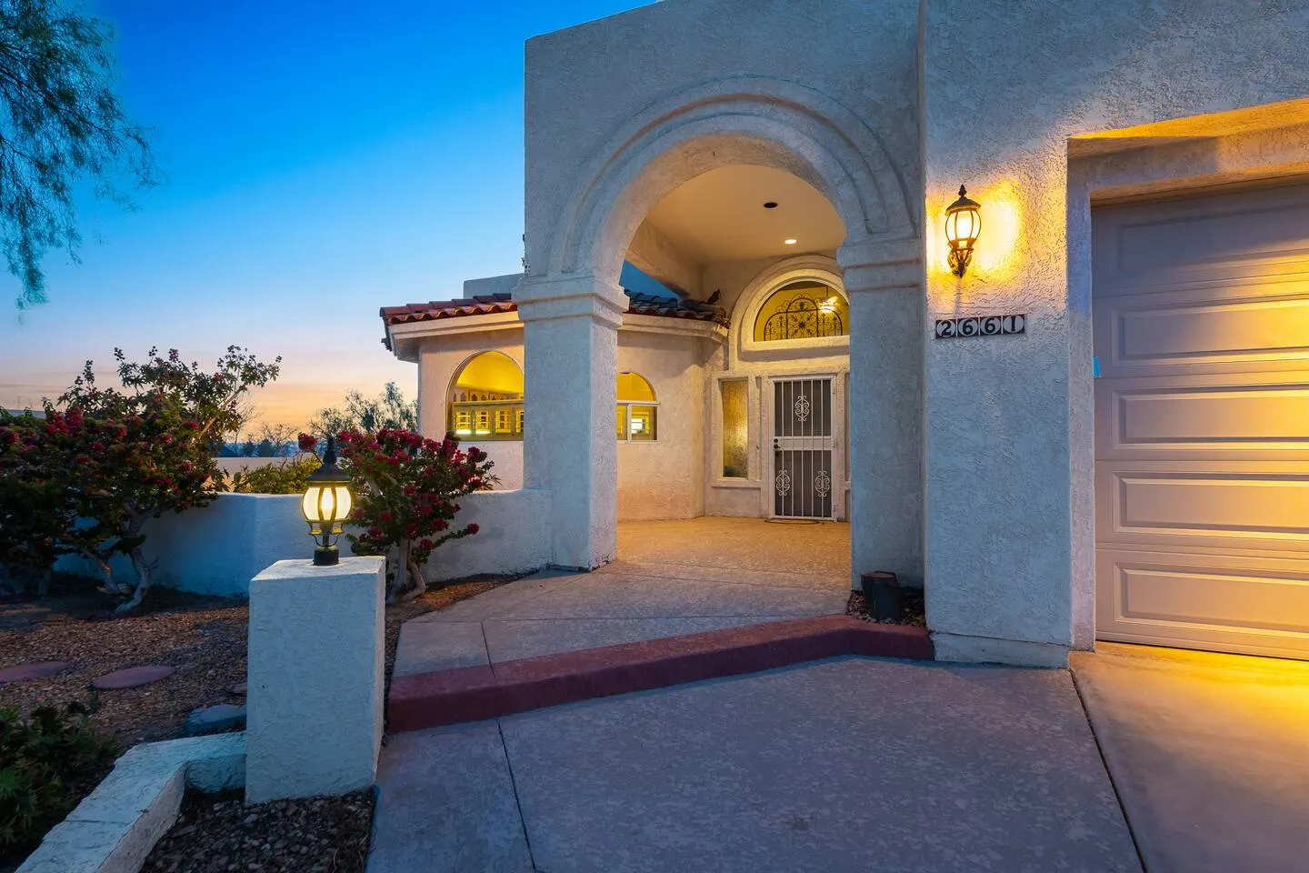 Luxury Golf Course & Lake Views Pool 4bd BBQ 9