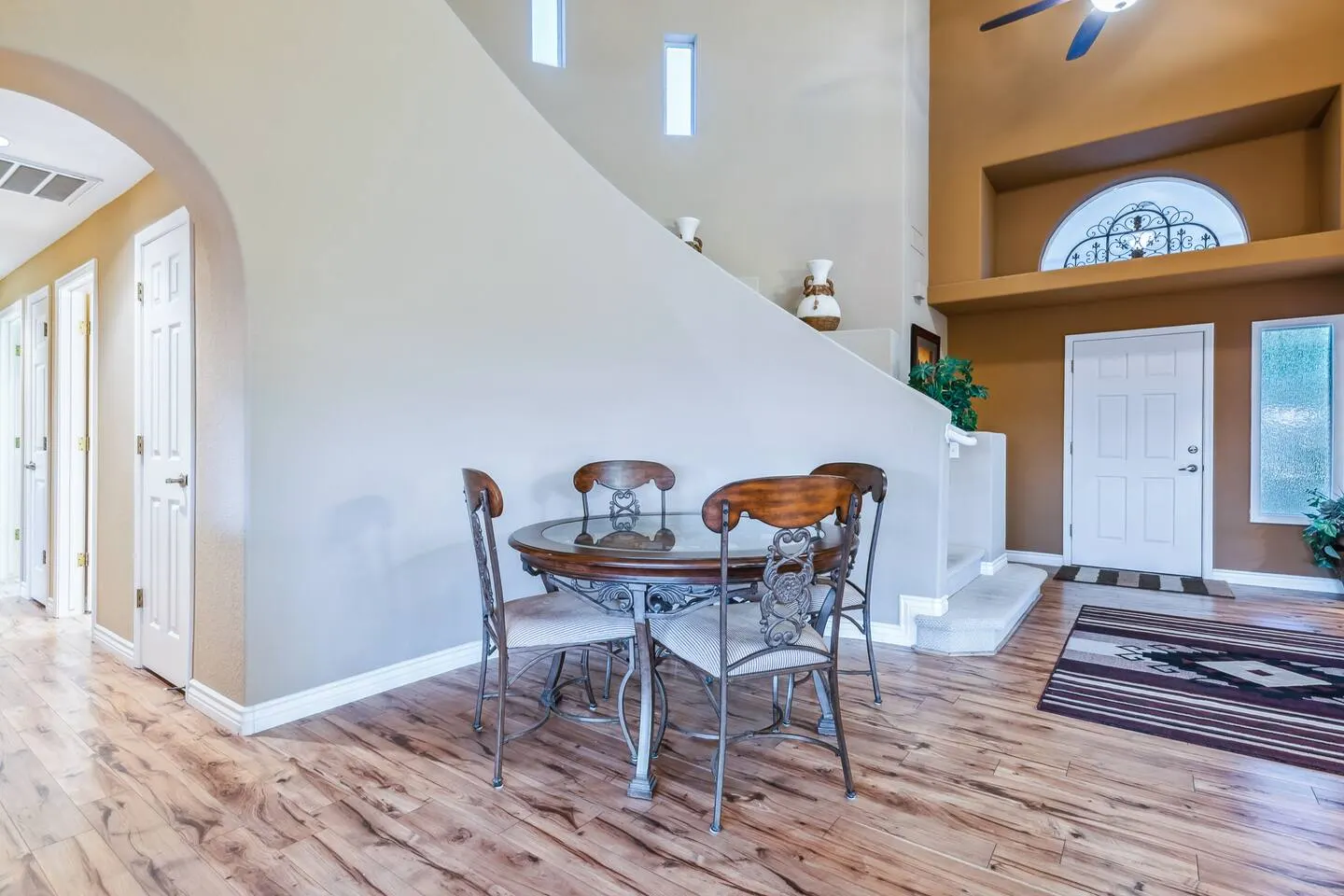 Luxury Golf Course & Lake Views Pool 4bd BBQ 13