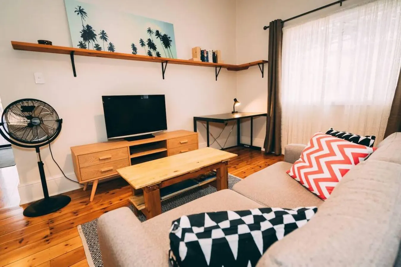 Stone Rosewater—Laid-back Coastal Cottage for Two 7